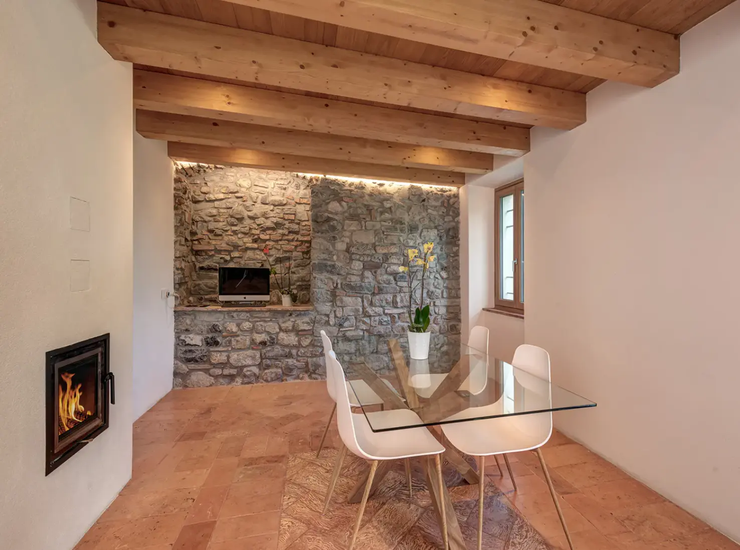 Tyrolean Stove House, Cressogno — photo 5