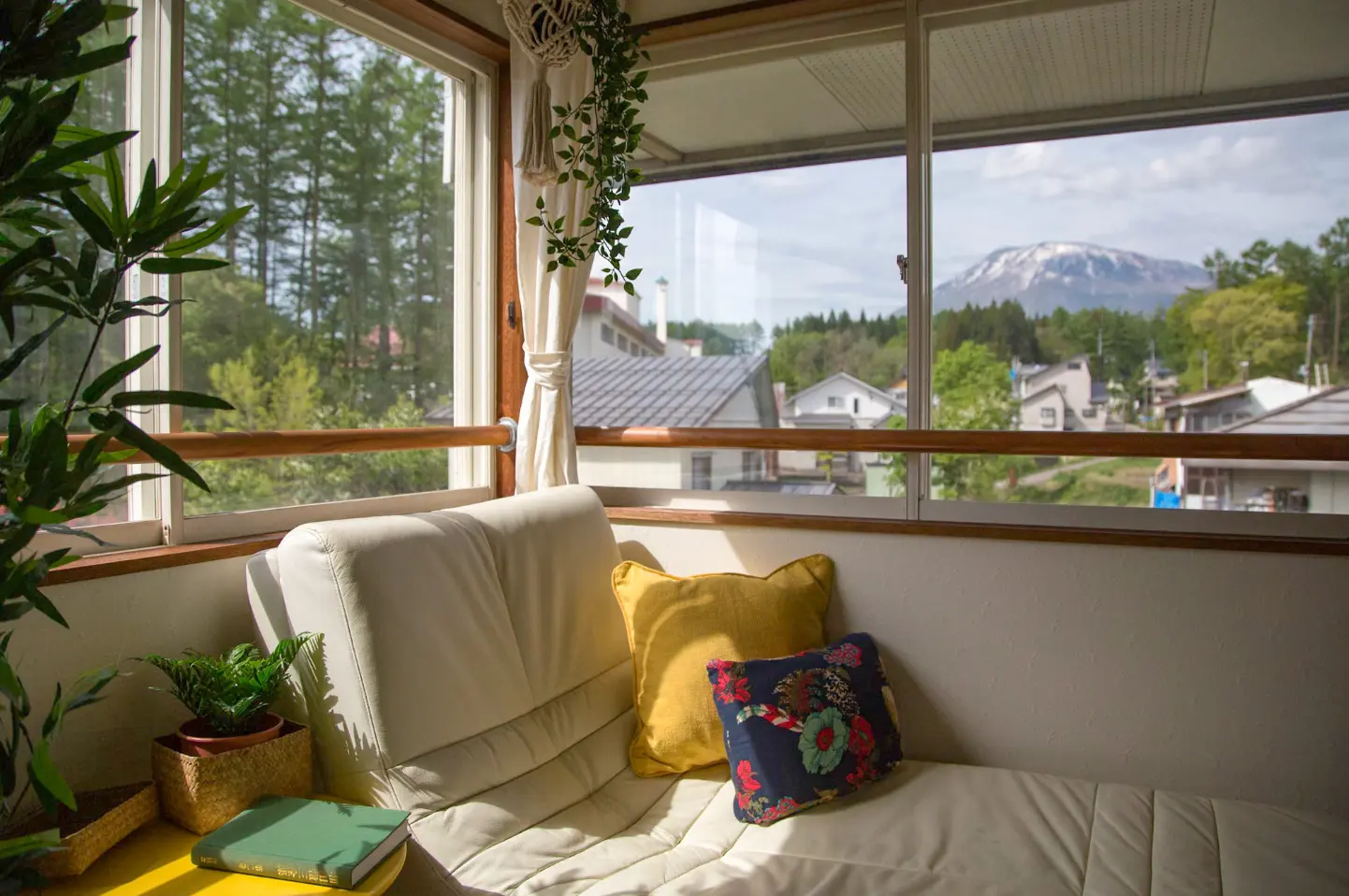Alpen View Art Villa, Niigata — photo 9
