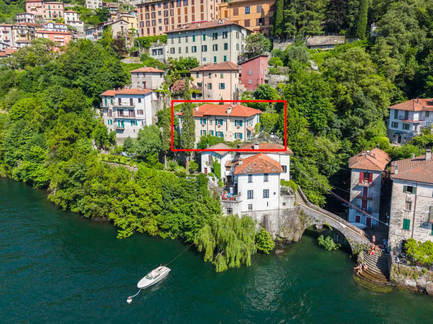 Rock Face Villa, Nesso — photo 16