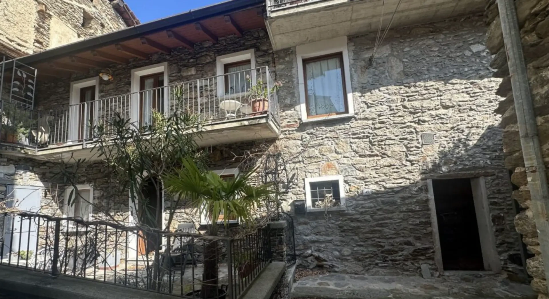 Stone, Light and the Lake — Lake Como, Italy — photo 7
