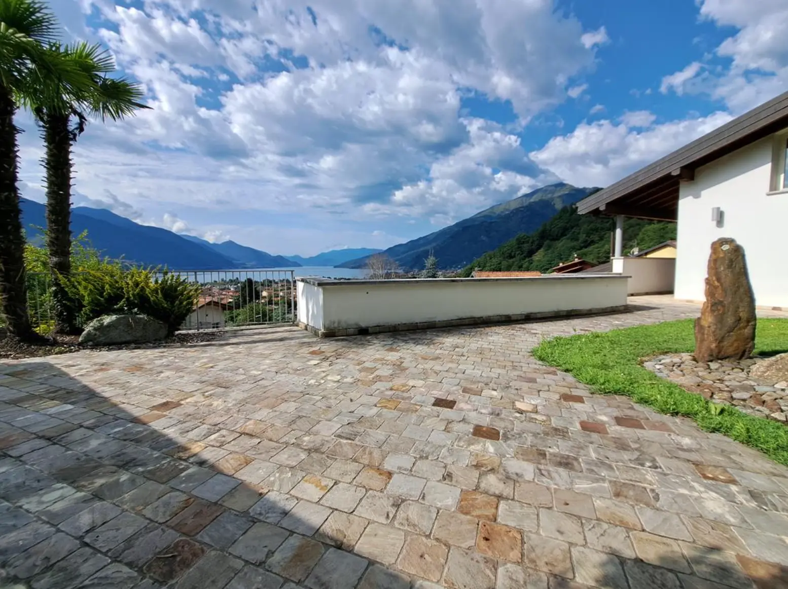 Four Floors Facing the Lake, Lake Como — Lake Como, Italy — photo 6