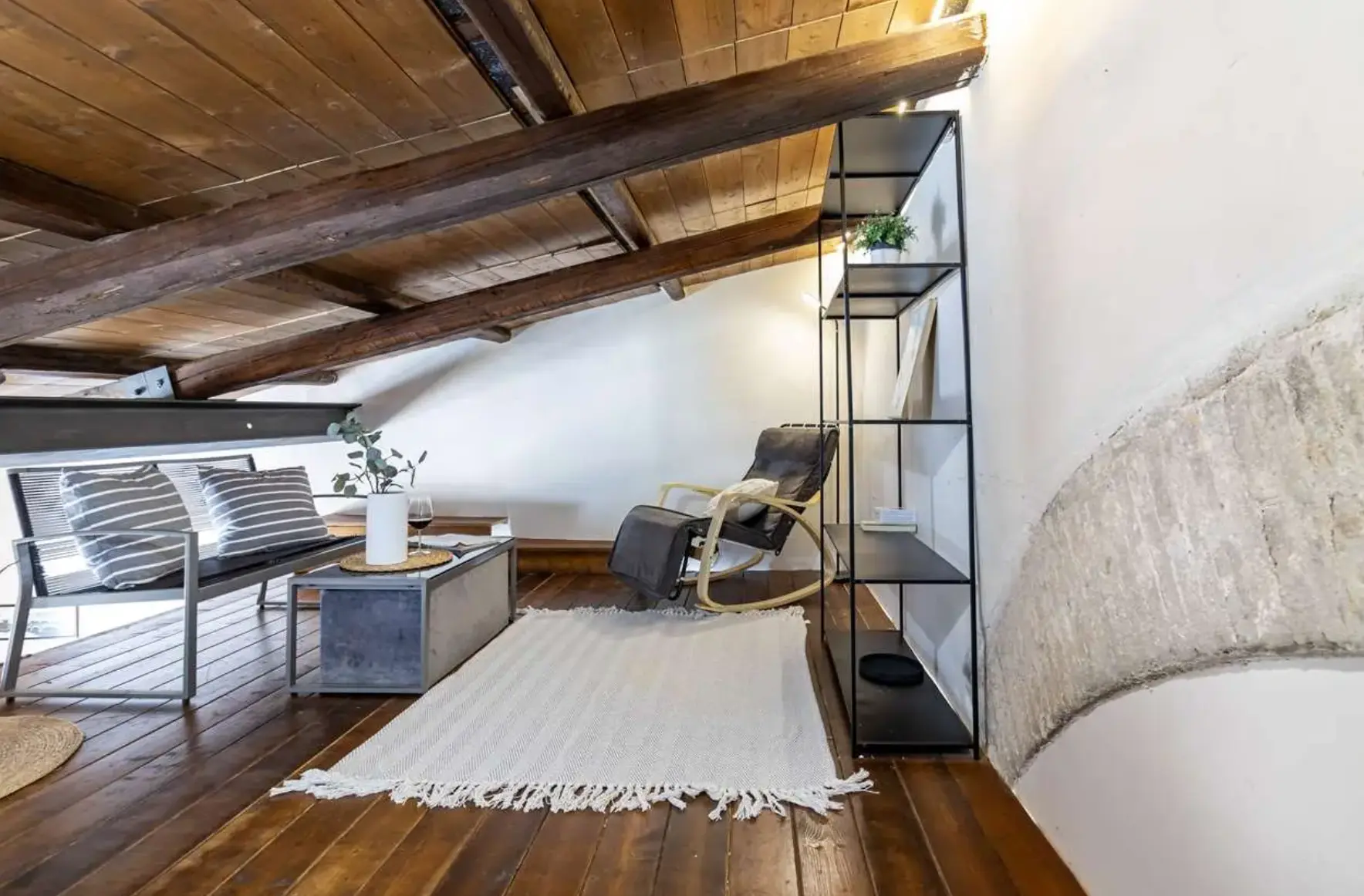 Rocca View Apartment, Spoleto, context detail