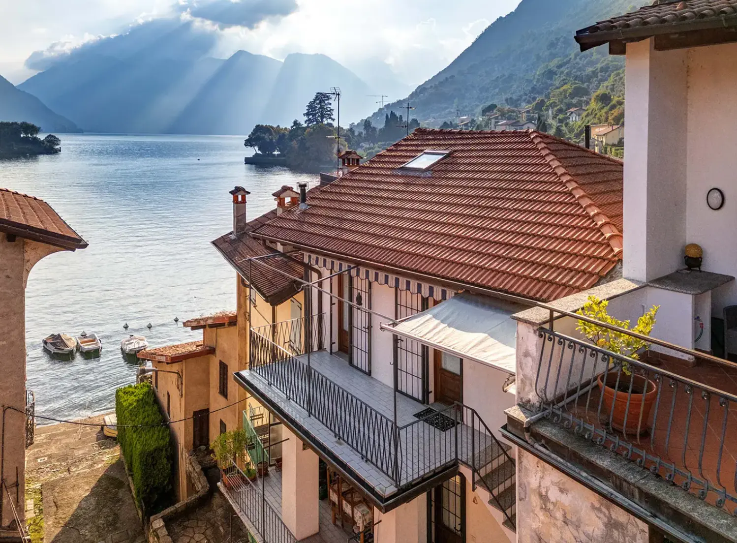 Isola Comacina View Apartment, Lake Como, context detail