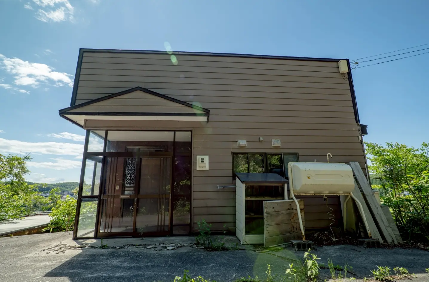 Hilltop House, Otaru, context detail
