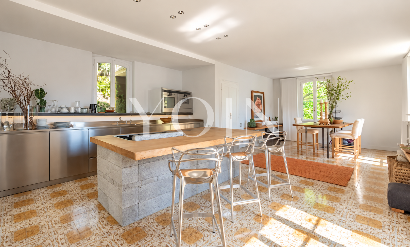 A Villa Above Moltrasio, Lake Como — Lake Como, Italy — photo 10
